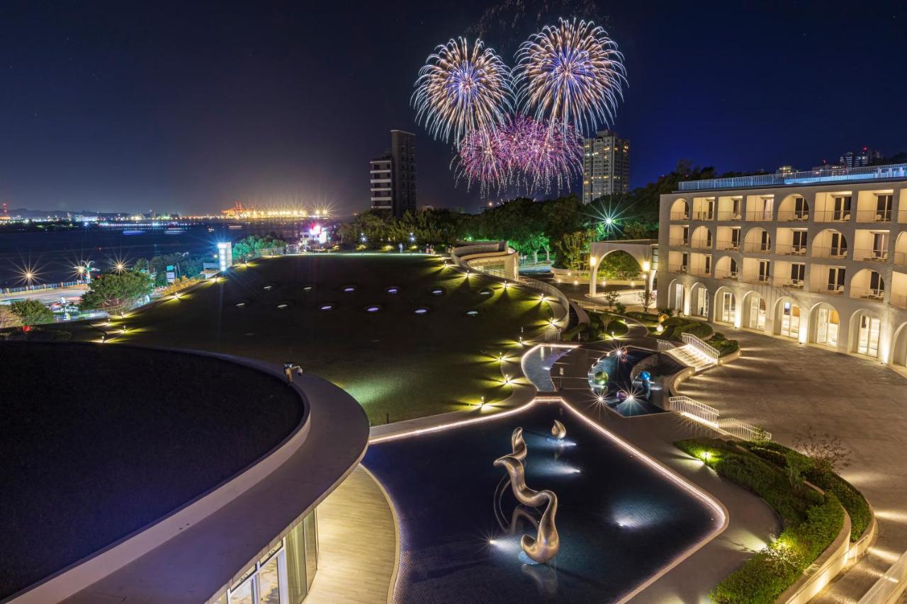 Golden Tulip Fab Hotel New Taipei Tamsui Exterior photo