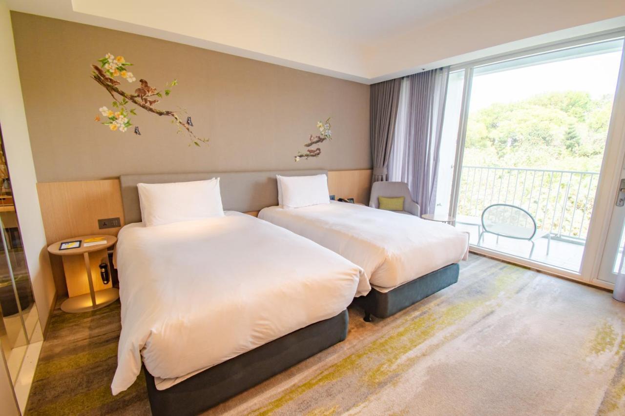 Golden Tulip Fab Hotel New Taipei Tamsui Exterior photo