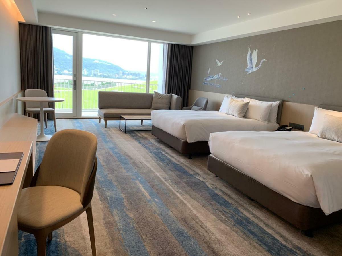 Golden Tulip Fab Hotel New Taipei Tamsui Exterior photo