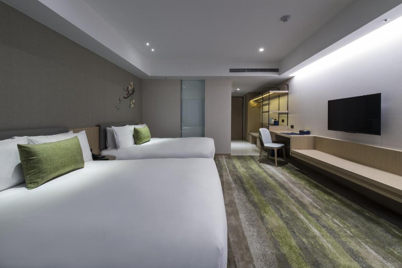 Golden Tulip Fab Hotel New Taipei Tamsui Exterior photo