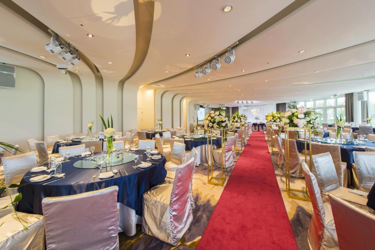 Golden Tulip Fab Hotel New Taipei Tamsui Exterior photo